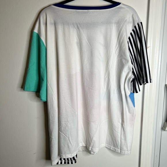 Plus Colorblock T-Shirt - Picture 3 of 3